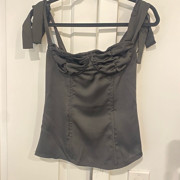 Lioness Black Corset Top with Adjustable Bows (MEDIUM) - Picture 5 of 6